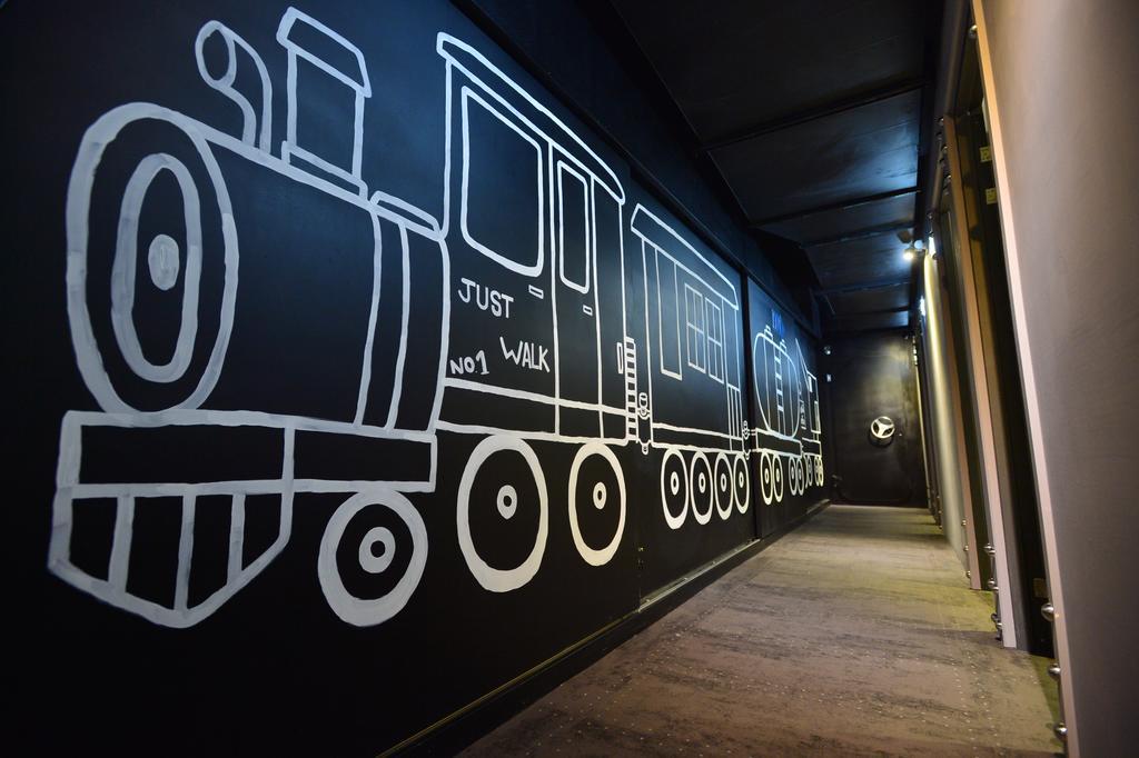 Just Walk Backpacker Hostel Hualien Exterior foto